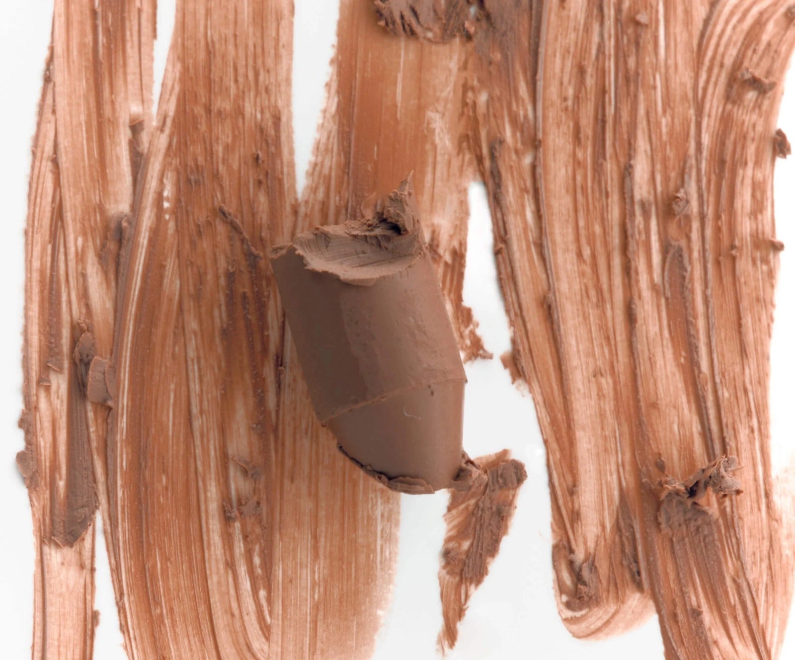 The contouring lip shape