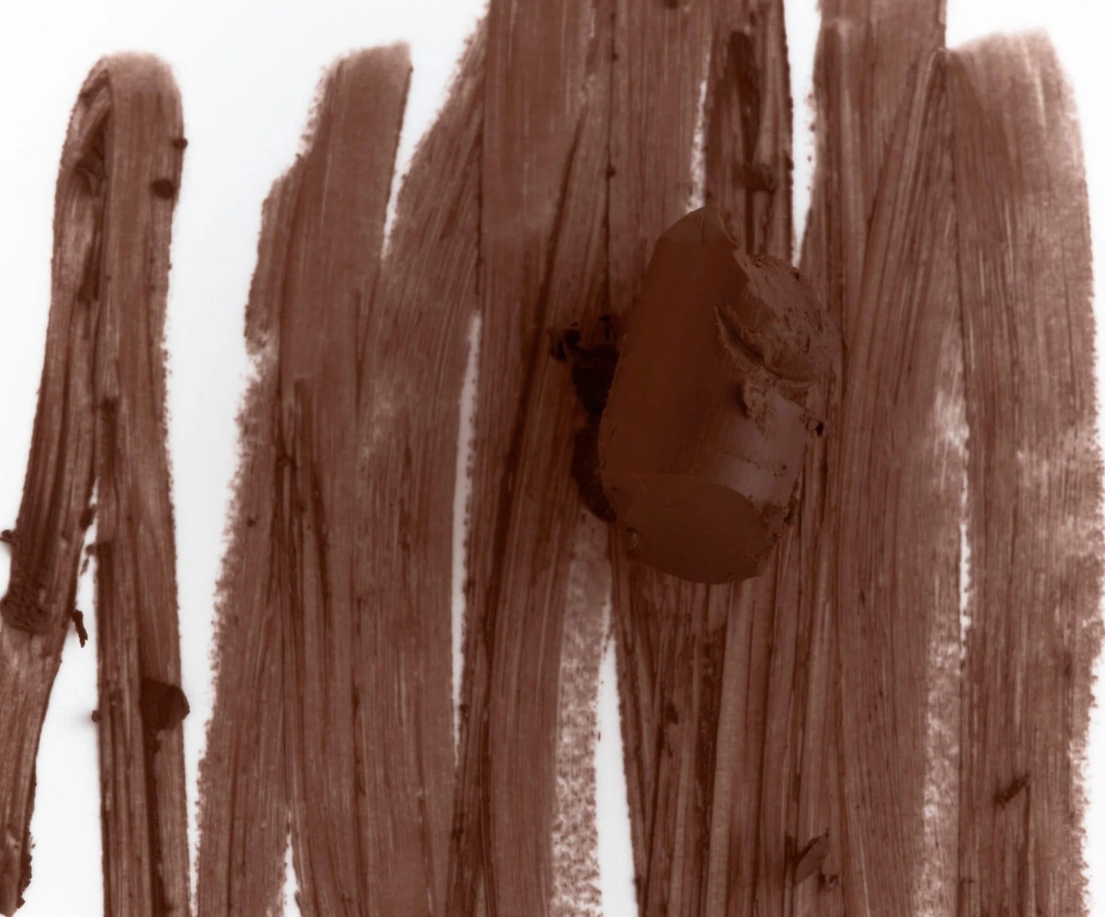 The contouring lip shape