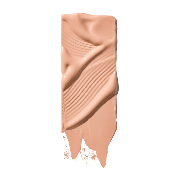 Тональный крем Triclone Skin Tech средней плотности