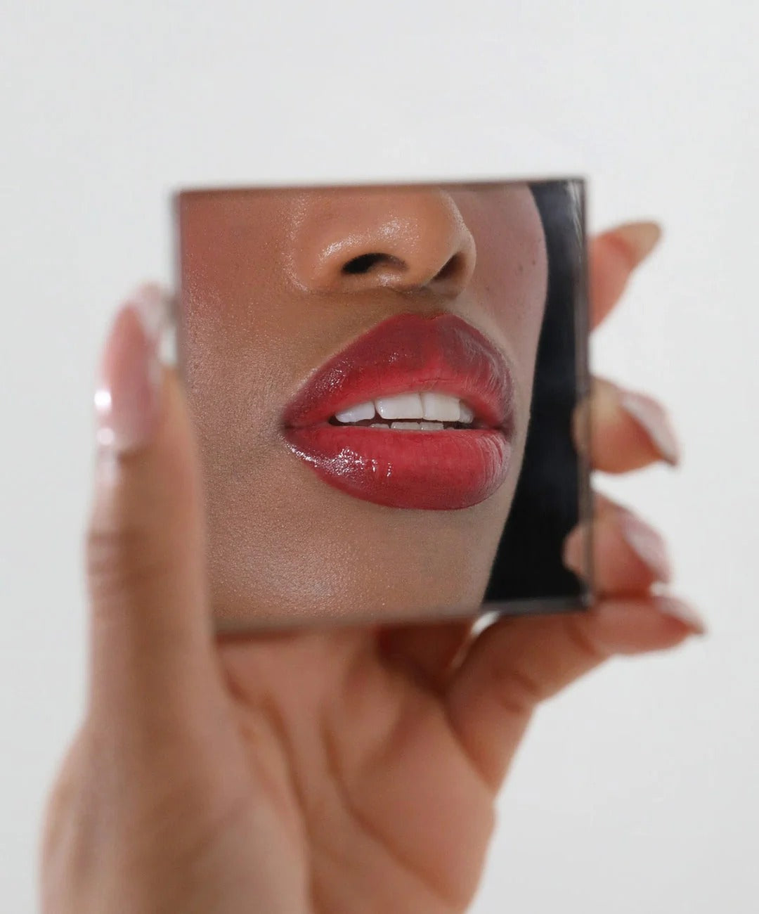 Compact Mirror