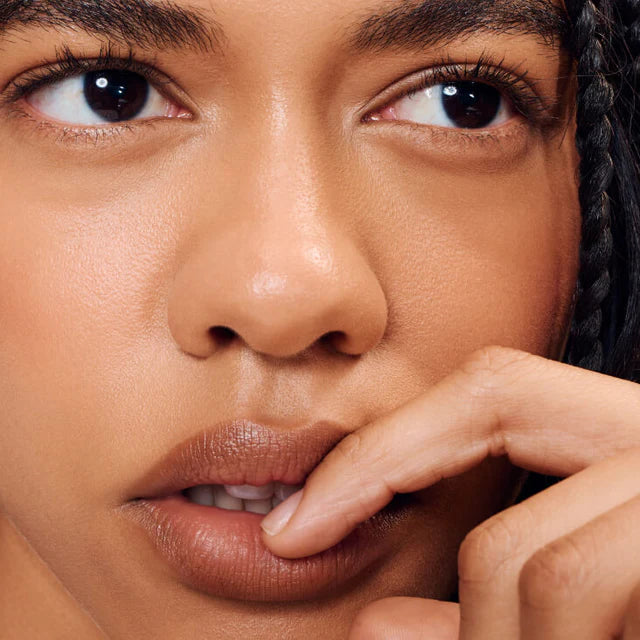 Peptide Lip Shape - The contouring lip shaper